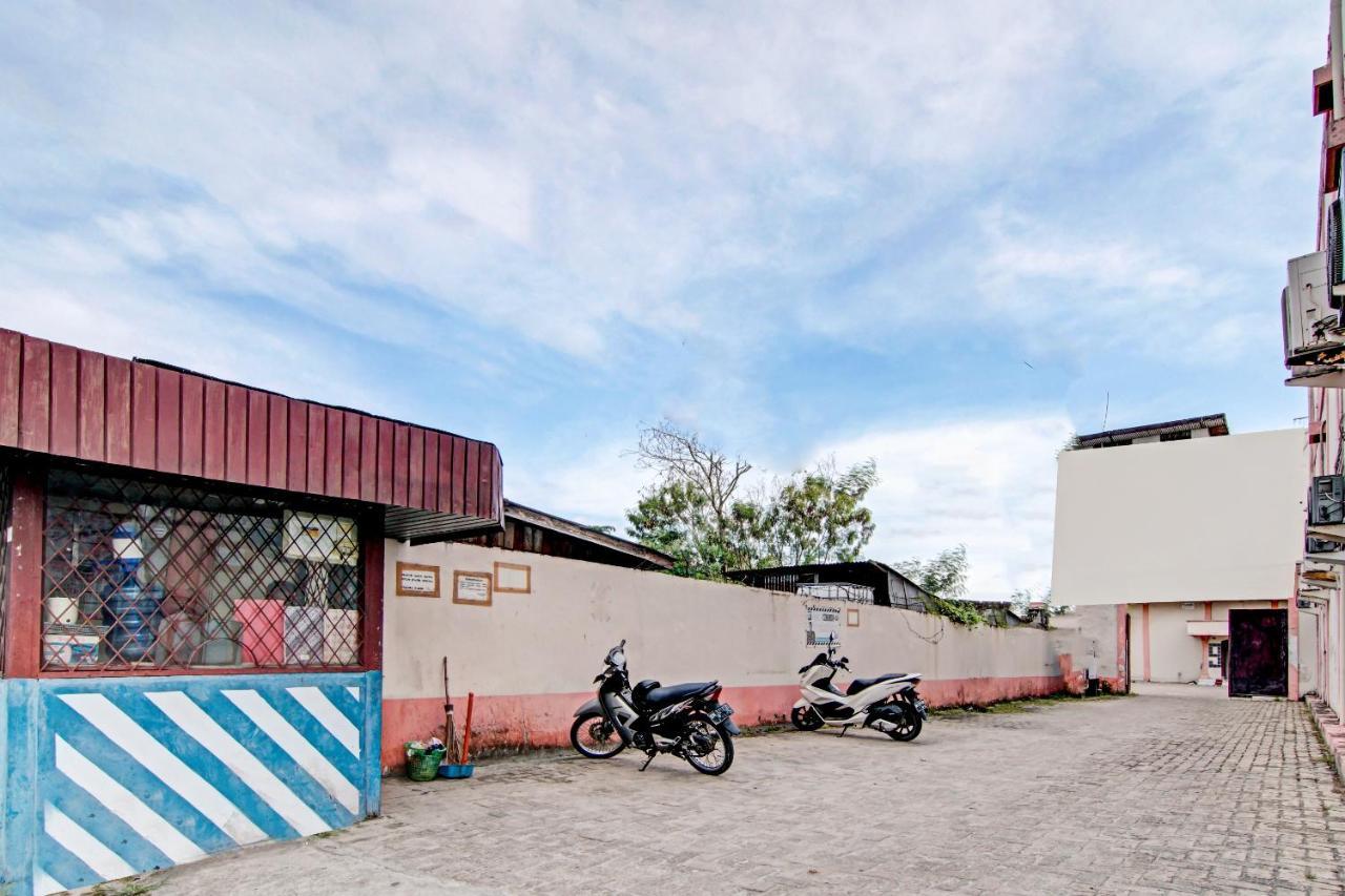 Oyo 90697 Hotel Wisata Dumai Εξωτερικό φωτογραφία